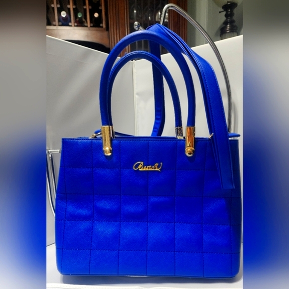 Besto V Royal Blue Quilted Shoulder Bag - Picture 1 of 12